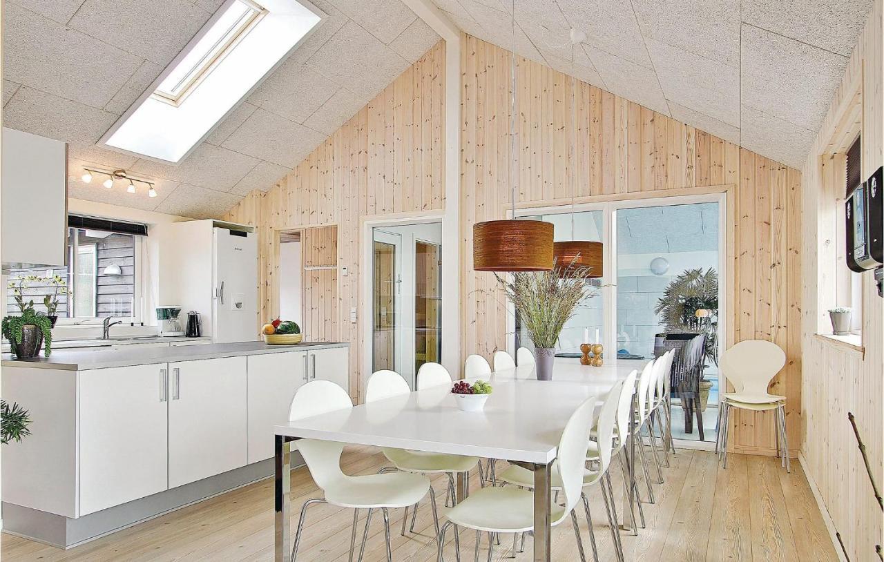 Pet Friendly Home In Tranekaer With Sauna Hou  Exterior foto